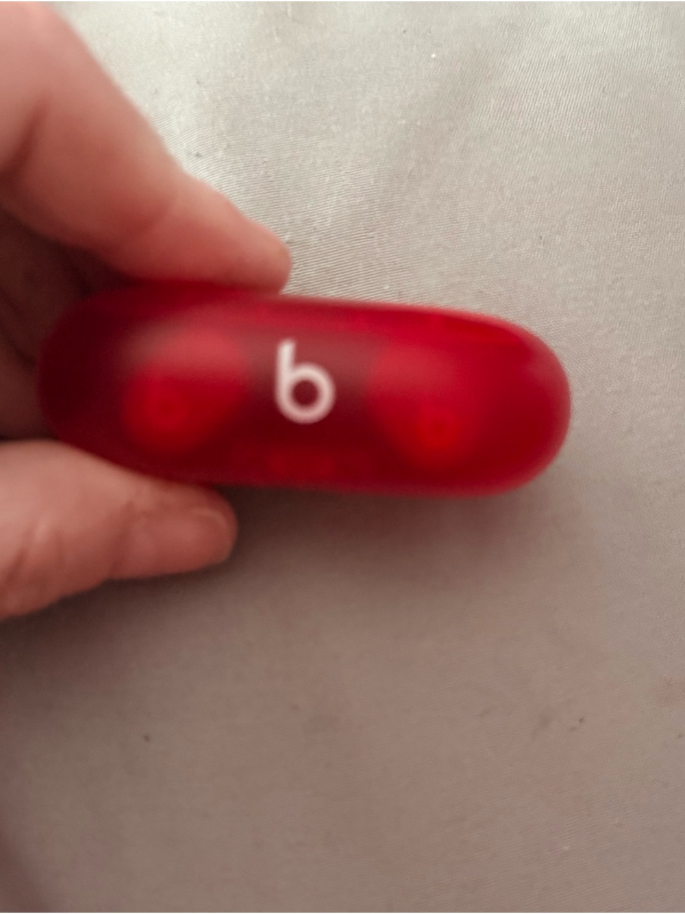 Beats by Dre Earbuds Case and Earbuds - Red
